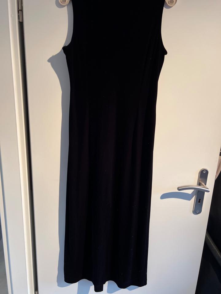 YESSICA stretchiges Samt-Kleid,40/ 42, Maxikleid chic &  bequem in Jübek