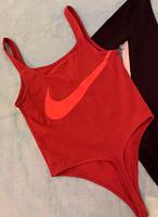 Body Nike Sportswear rostrot XS Neuwertig Berlin - Zehlendorf Vorschau