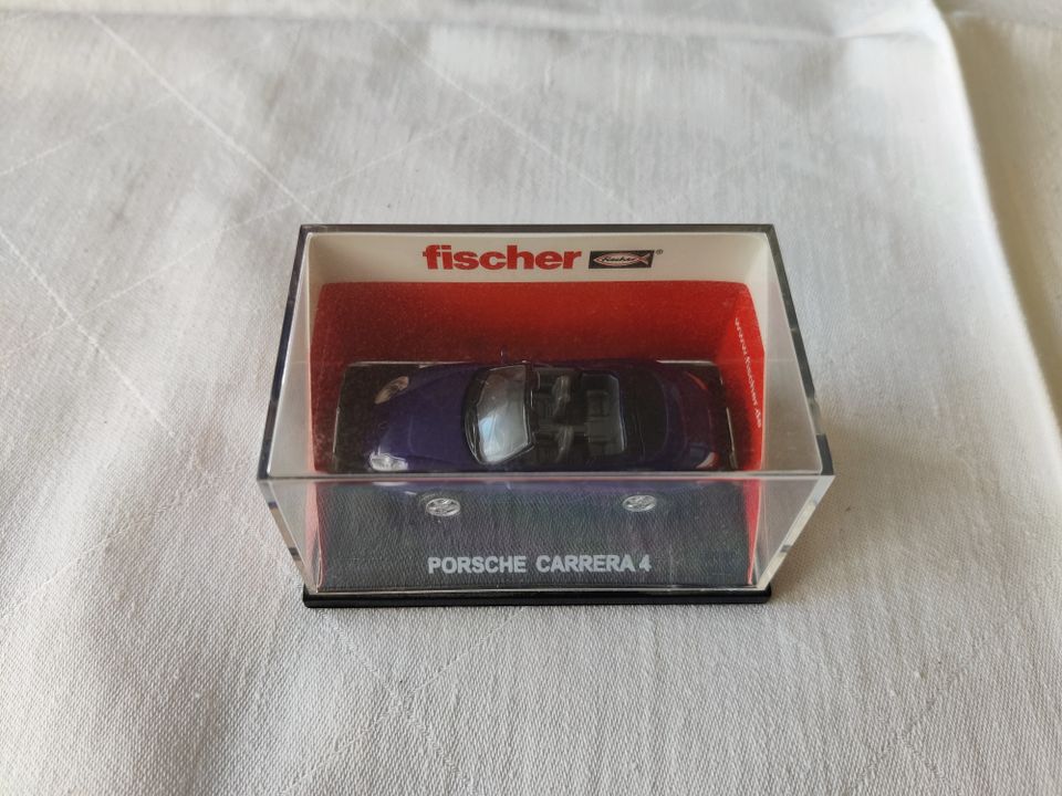 Modellauto Porsche Carrera 4 violett H0 1:87 Fischer Werbeartikel in Nünchritz