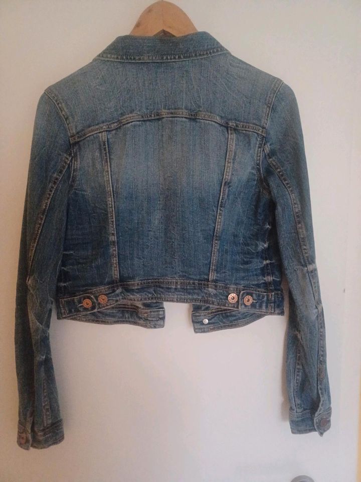 H&M Jeansjacke 36 in Waldkirch