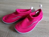 Badeschuhe Schwimmschuhe pink Blue fin Gr. 32 NEU Brandenburg - Paulinenaue Vorschau