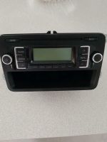 VW Radio RCD 210 Original VW mit CD Player Niedersachsen - Stuhr Vorschau