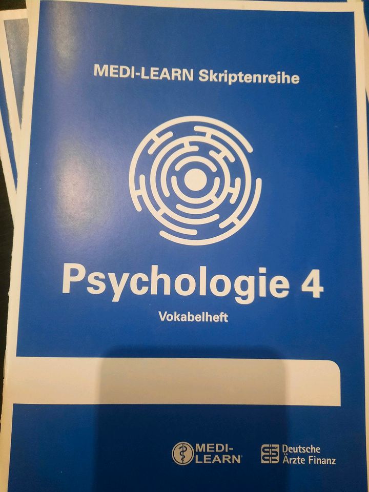 Psychologie Skripte von medi-learn + Exsamensfragen Neu in Essen