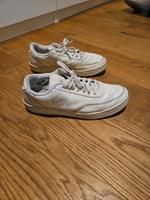 Nike, Damen Sneaker, weiß, Gr. 39 Niedersachsen - Burgdorf Vorschau