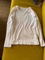 Weißes langärmliges Basic Shirt von Yessica in M Niedersachsen - Rinteln Vorschau