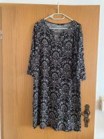 Schwarz / weißes Kleid mit Muster Größe 42 zu verkaufen! Bayern - Dingolfing Vorschau