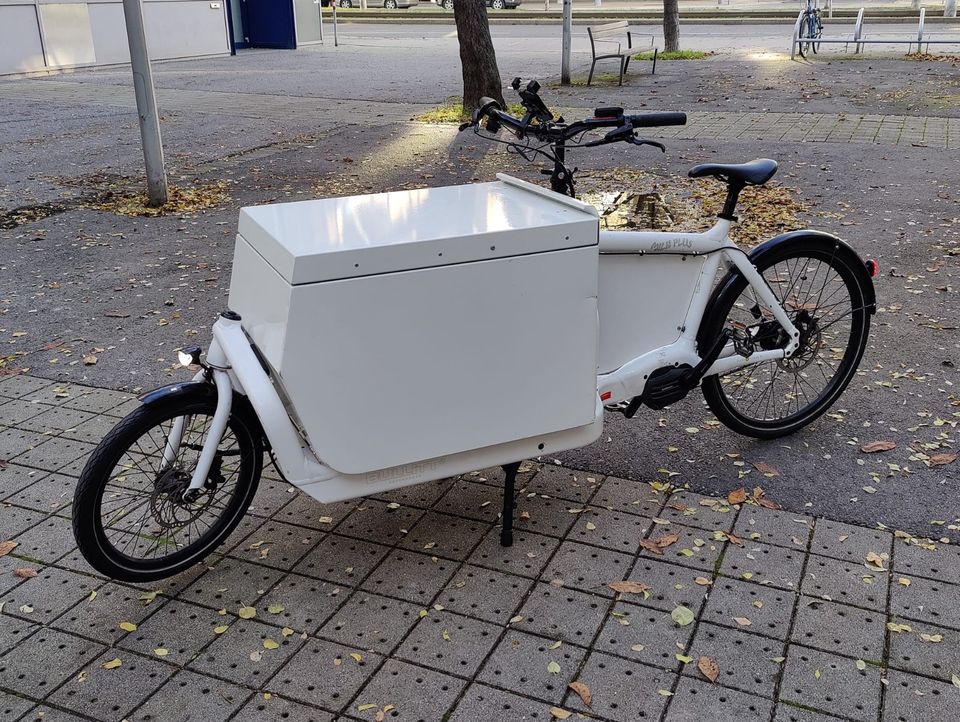 Larry vs. Harry Bullitt Lastenrad Cargo Bike Lastenfahrrad in Emmerich am Rhein