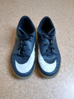 Nike Fussballschuhe, Hallenschuhe, Gr. 35 Dresden - Oberwartha Vorschau