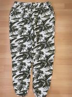 Luftige Sommerhose mit Palmen Muster Baden-Württemberg - Königsbach-Stein  Vorschau