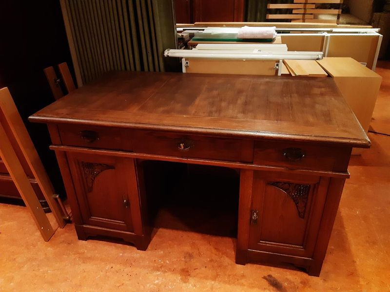 je 150 € Schrank Schreibtisch Buffet Kommode in Traben-Trarbach