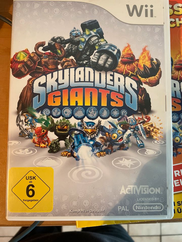 Skylanders Giants Sammlung mit Spiel und Portal Wii in Dortmund