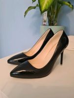 Schwarze Pumps / High Heels Größe 39 Baden-Württemberg - Bad Krozingen Vorschau