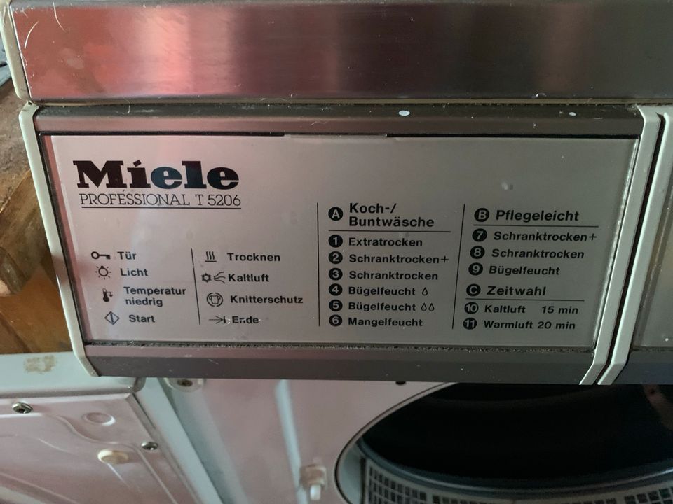 Trockner Miele Typ Professional T5206 in Nittendorf 