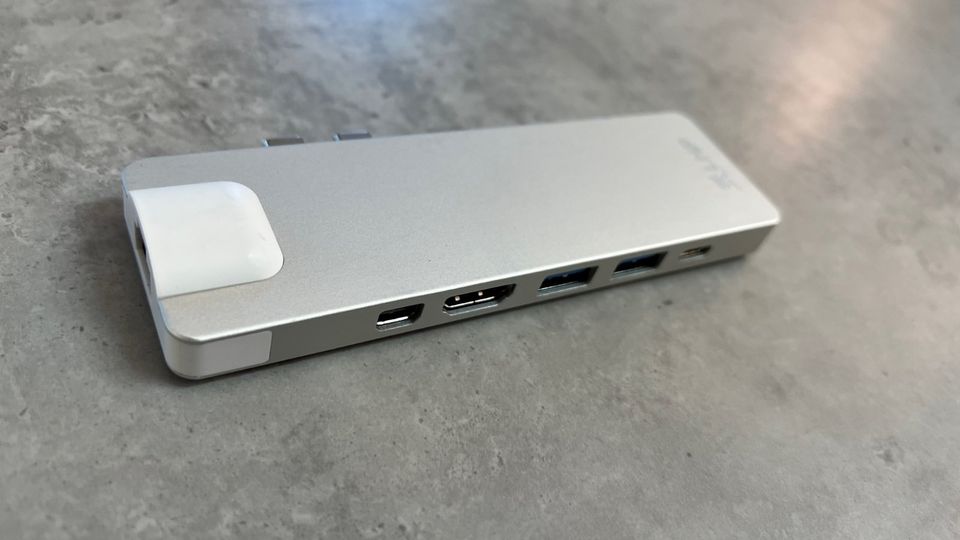 LMP USB-C Compact Dock 4K 8-Port Silber 17278 in München