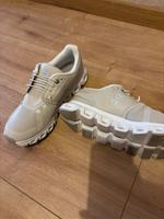On Running Cloud 5 in slip on Beige Größe 40 Nordrhein-Westfalen - Werl Vorschau