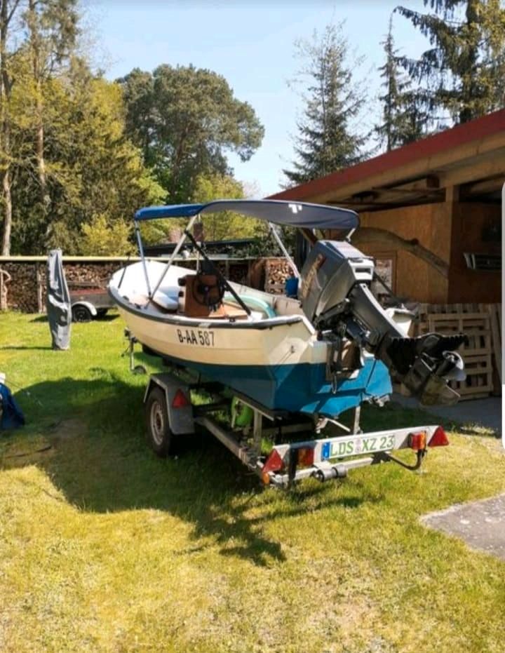 Konsolenboot/ Freizeitboot Wiek in Groß Köris