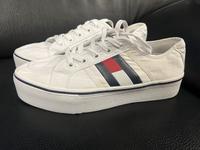 Tommy Hilfiger Sneaker Flatform Flat Gr. 40 TOP! Hessen - Kassel Vorschau