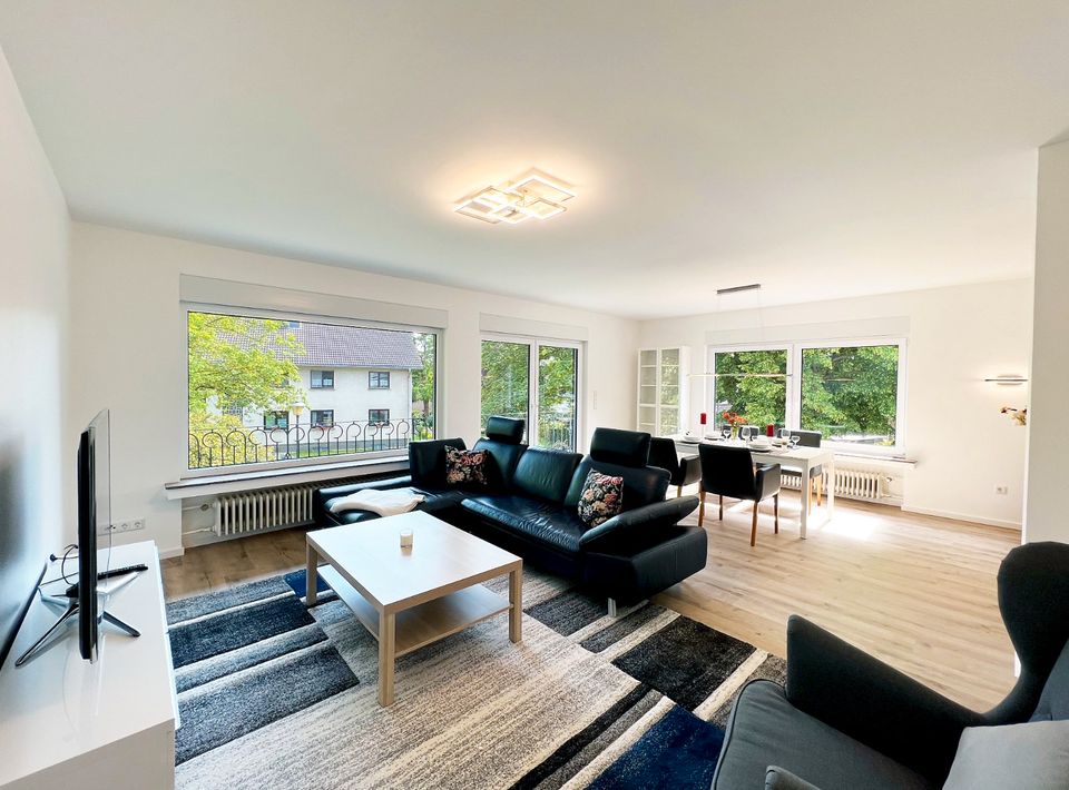Exklusives Wohnvergnügen mit Stil: Luxuriöse 3-Zimmer-Oase  Vollständig renoviert & stilvoll eingerichtet! PROVISIONSFREI in Hennef (Sieg)