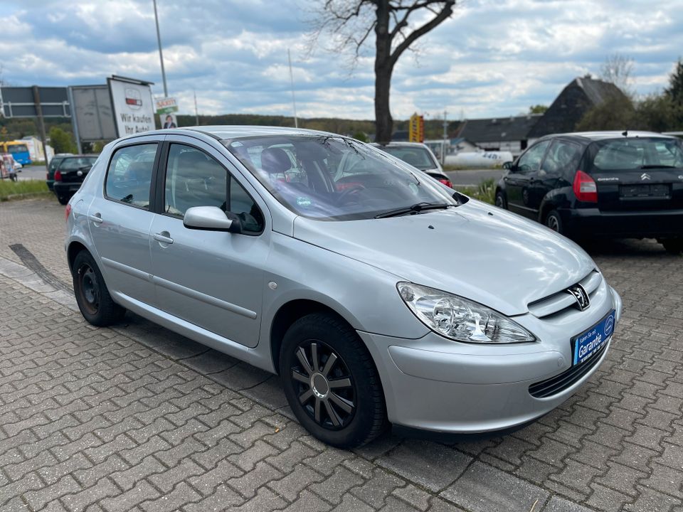 Peugeot 307 1,6 / Klimaauto./ TÜV 08/2025 !! 5 Türer in Röhrsdorf