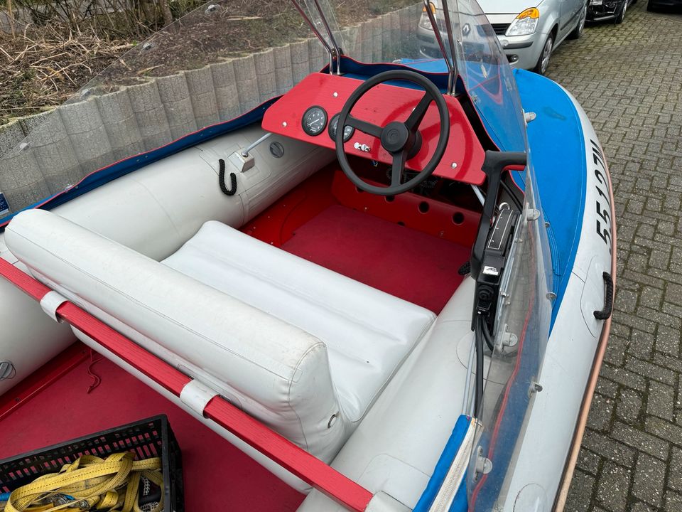 Wiking Boot mit Trailer in Löningen