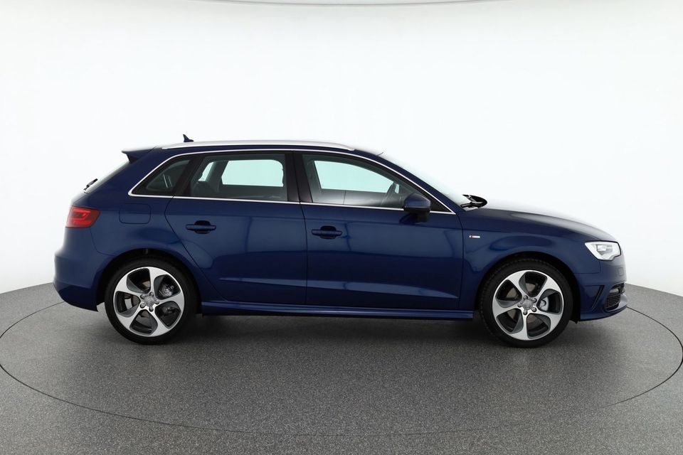 Audi A3 Sportback 1.4 TFSI S-tronic S line Xenon Navi in Eisleben