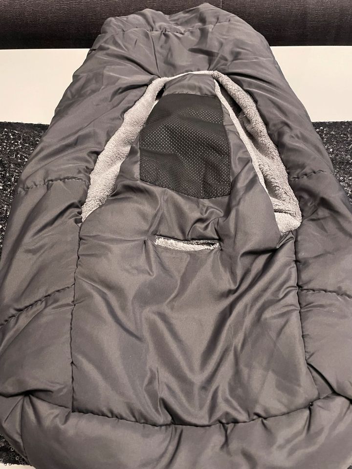 Warmer Fußsack, 70 cm, auch für Babyschale, Fillikid, Top Zustand in Wernau