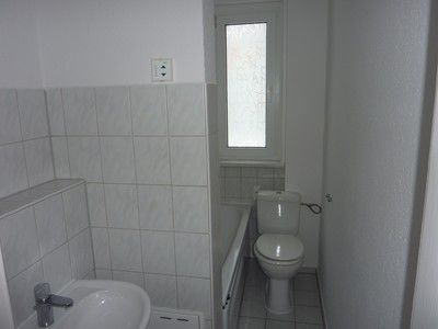 - Für Wohnungsanfänger -(23044) in Weißenfels