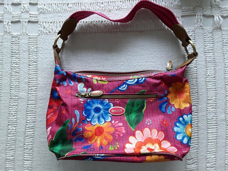 Oilily Tasche, Handtasche, klein, lila mit Blumen in Nordrhein-Westfalen -  Kerpen | eBay Kleinanzeigen ist jetzt Kleinanzeigen