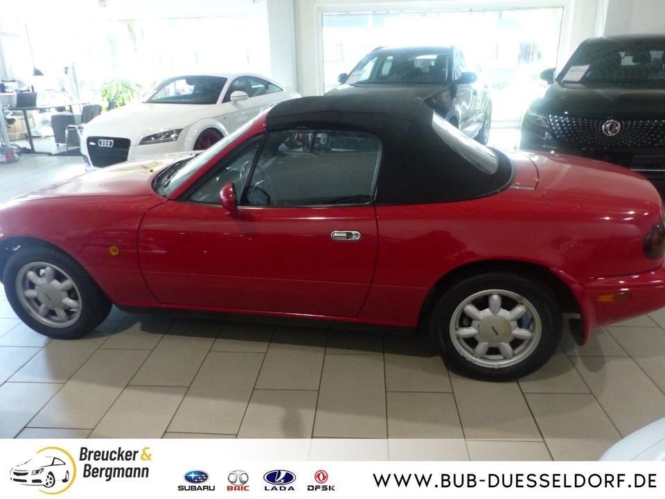 Mazda MX-5 1.6i 16V Topzustand in Düsseldorf