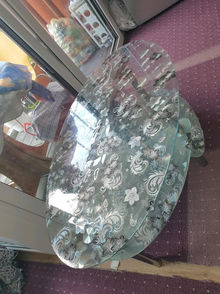 Cauhtisch aus Glas Top Zustand in Hannover