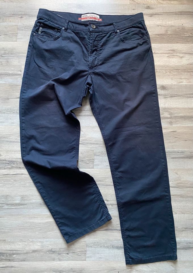 BRAX Hose L32 W40 Modell Cooper dunkelblau Herren leichte Hose in Stolberg (Rhld)