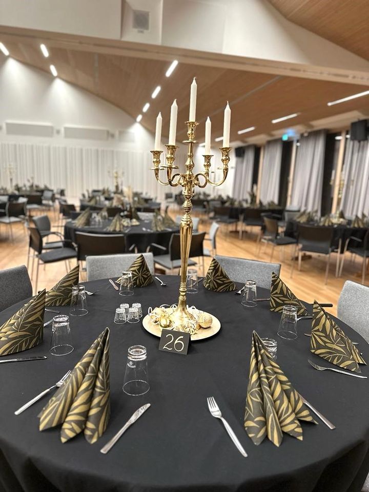 Tischdeko Kerzenständer Gold Silber mieten Hochzeit Dekoverleih in Gudensberg