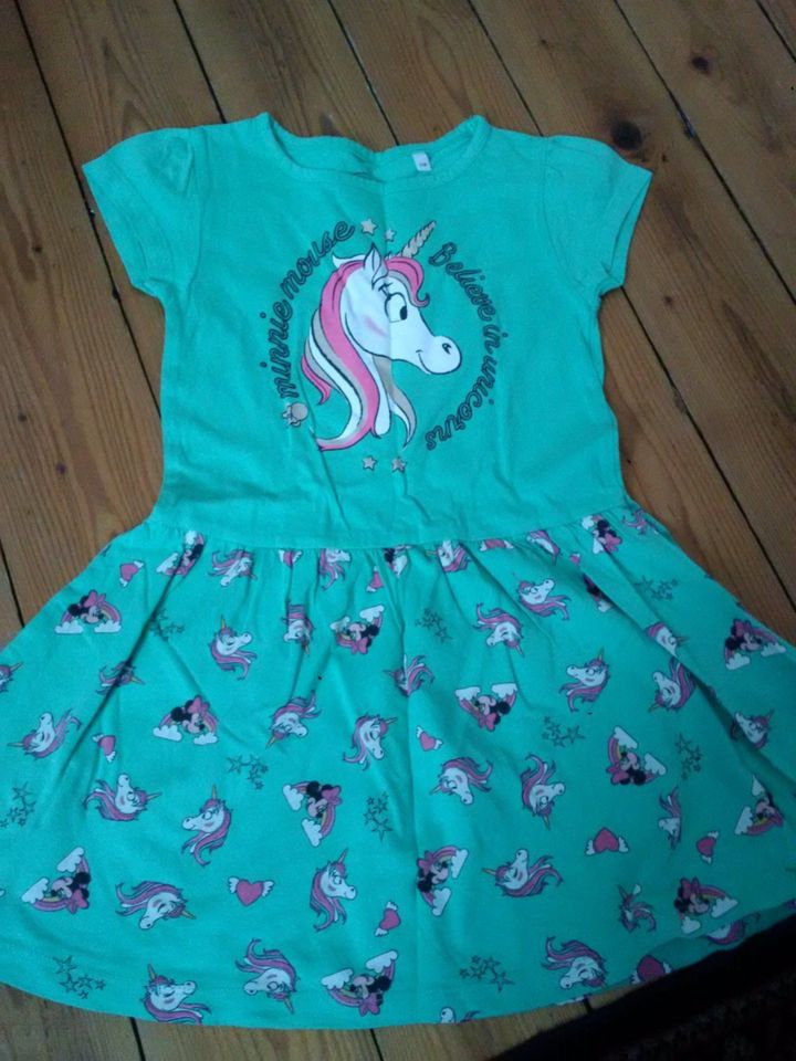 2x Kleid 116 mit Ponny Einhorn und Spitze Kleid Mädchen 116 in Mannheim