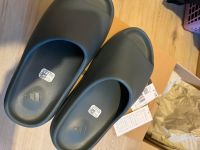 Adidas Yezzy slides Slate Marine 47 Kreis Ostholstein - Neustadt in Holstein Vorschau