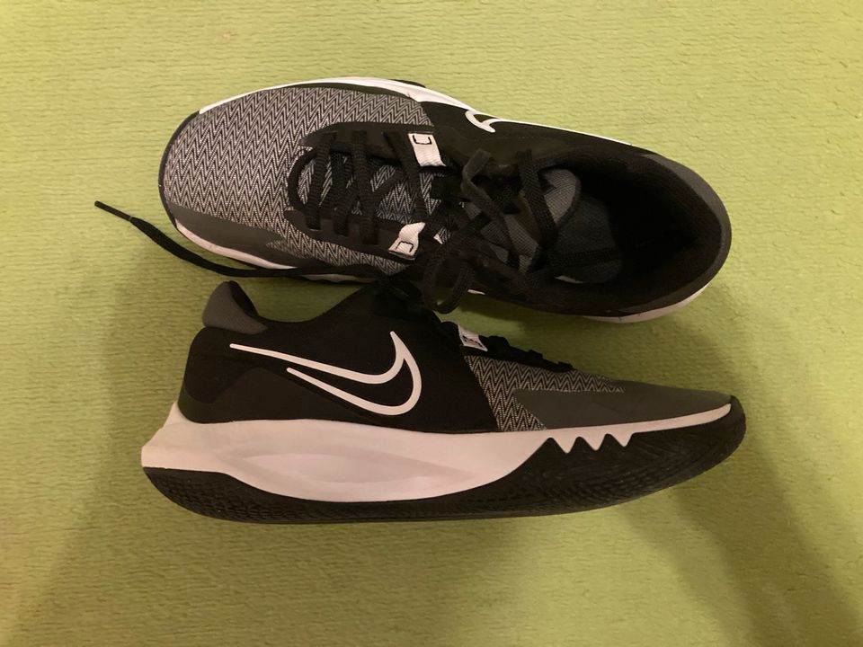 Nike Precision 6 VI - schwarz - grau - 39 - 6,5 - Basketball in Würzburg