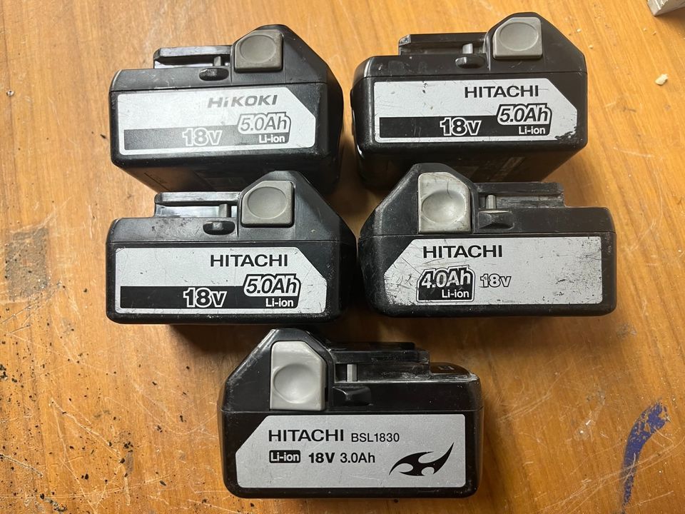 4x Hitachi Hikoki BLS1850 1x BSL1840 Akku Slide 18V 5Ah in München
