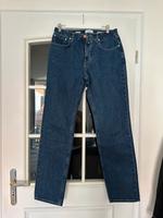 Closed Jeans Briston dunkelblau navy 29 München - Maxvorstadt Vorschau