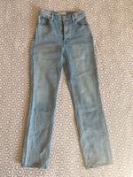 Abercrombie & Fitch Straight Jeans hellblau high waist Niedersachsen - Isernhagen Vorschau
