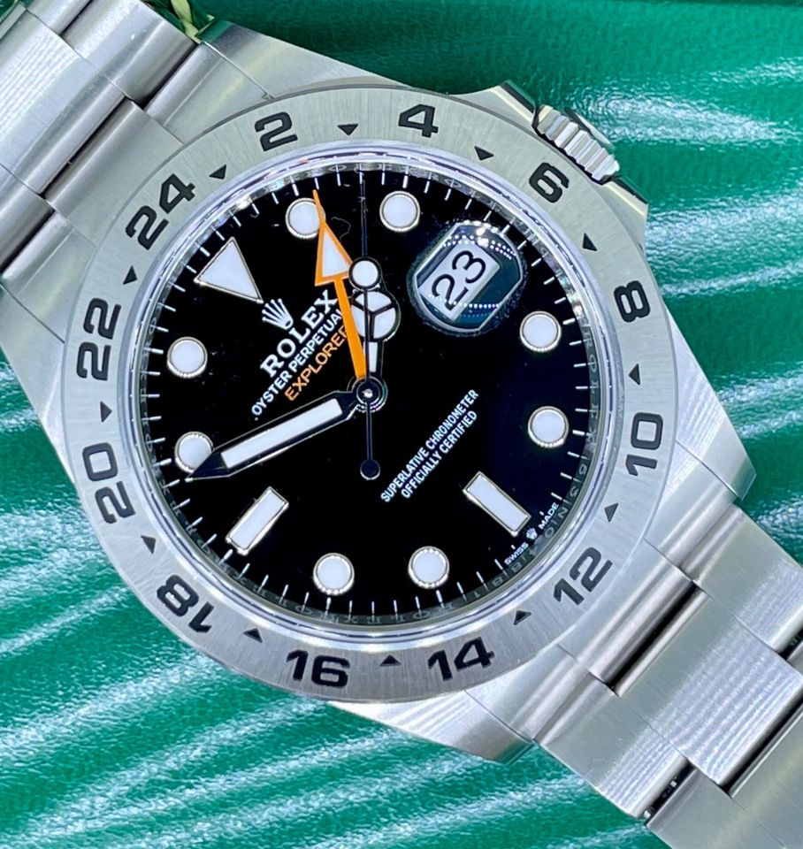 Rolex Explorer 2 Neue Referenz 226570 Top Zustand in München