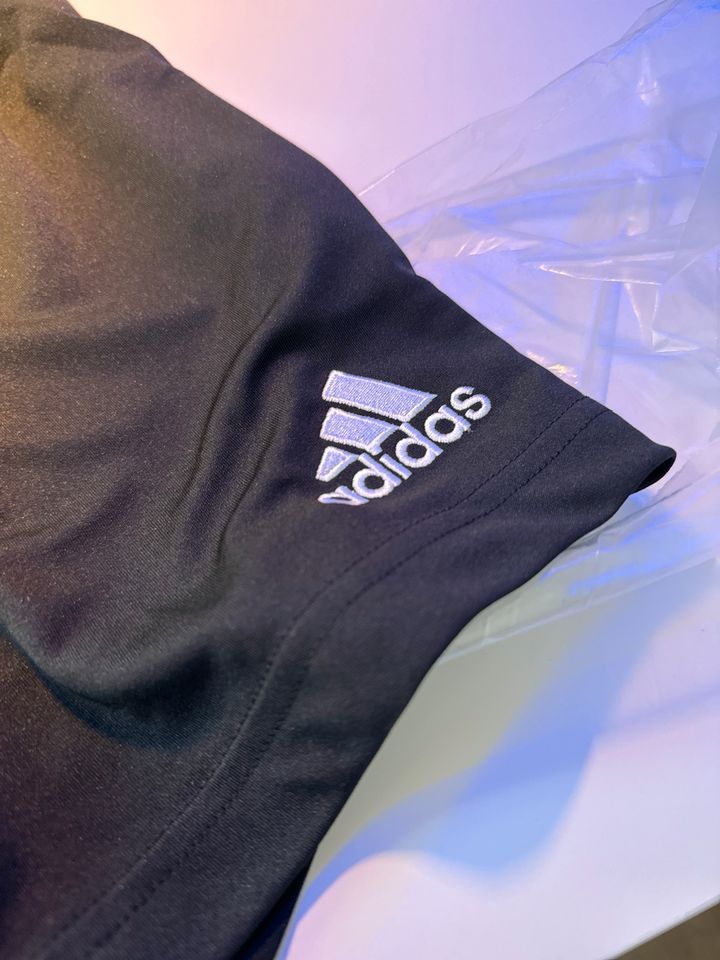 Adidas Sporthose Neu 2XL in Neuss