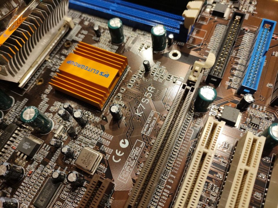 ELITEGROUP K7S5A Mainboard AMD Athlon 1150 MHz Sockel A SDRAM in Calw