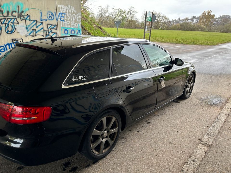 Audi A4 b8 s-line in Cham