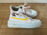 Nike air force gr.38 sehr guter Zustand rosa gelb Nordrhein-Westfalen - Leverkusen Vorschau