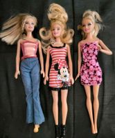Konvolut Barbie und ähnliches Fahrrad Kleidung Zubehör auch 80er Berlin - Treptow Vorschau
