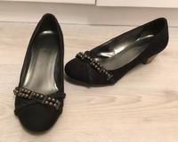 Pumps, schwarz, Gr. 36, Graceland, Perlen Verzierung Bremen - Huchting Vorschau
