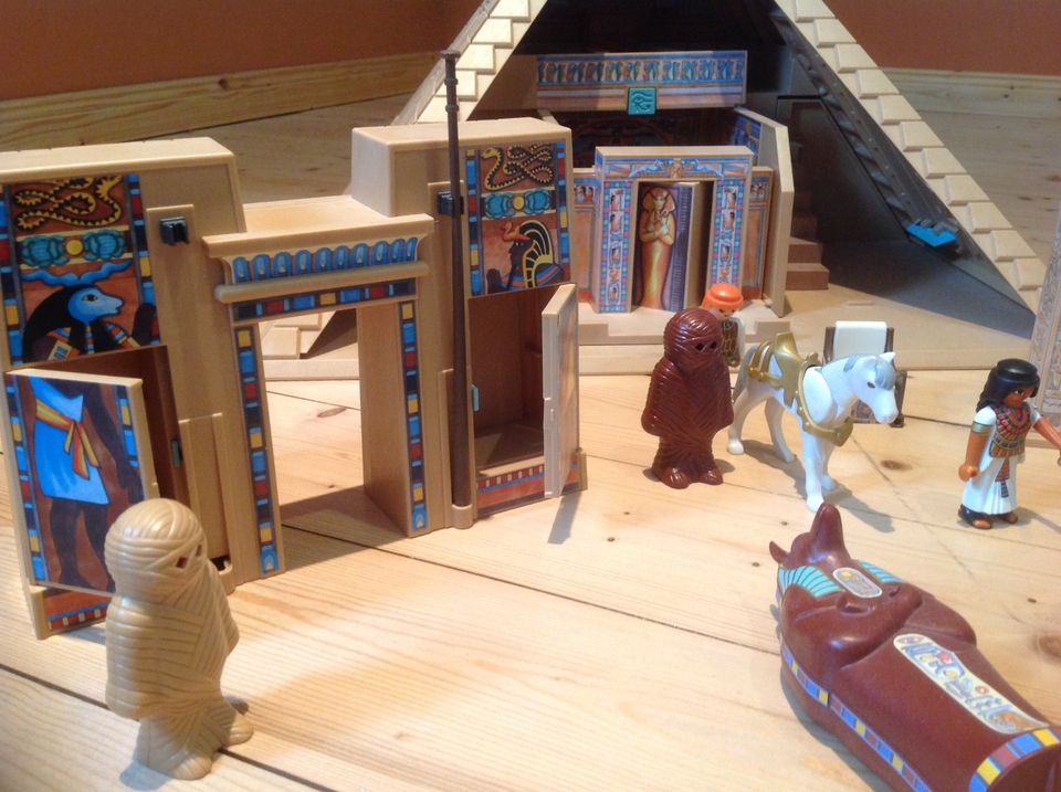 Playmobil Pyramide/Sphinx/ Pharaonentempel/Grabräuber mit Kamele in Neustadt in Holstein