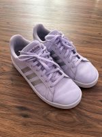 Mädchen Adidas Sneaker Flieder/Silber Groß.37 1/3 Baden-Württemberg - Abstatt Vorschau