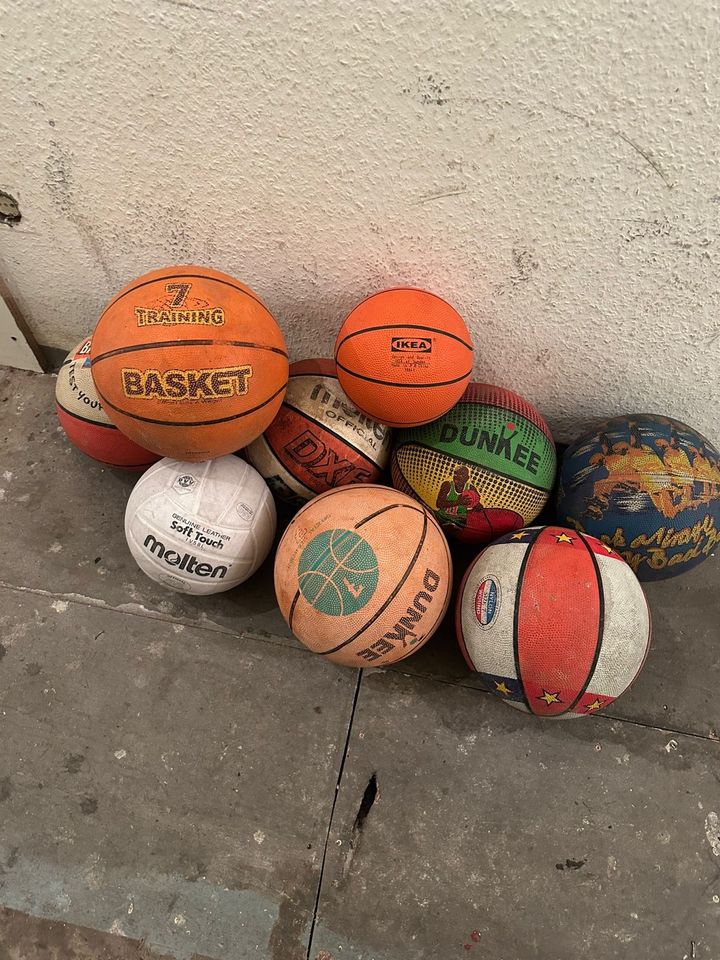 Basketbälle, Fußbälle in Berlin