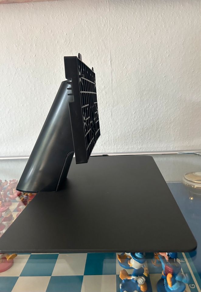 Neuer Original Standfuß für Samsung 55 Zoll TV in Vettelschoß