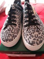 Sneaker von Paul Green. NEU! LEDER! Essen - Essen-Kray Vorschau